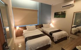 Oscar Suites Hotel
